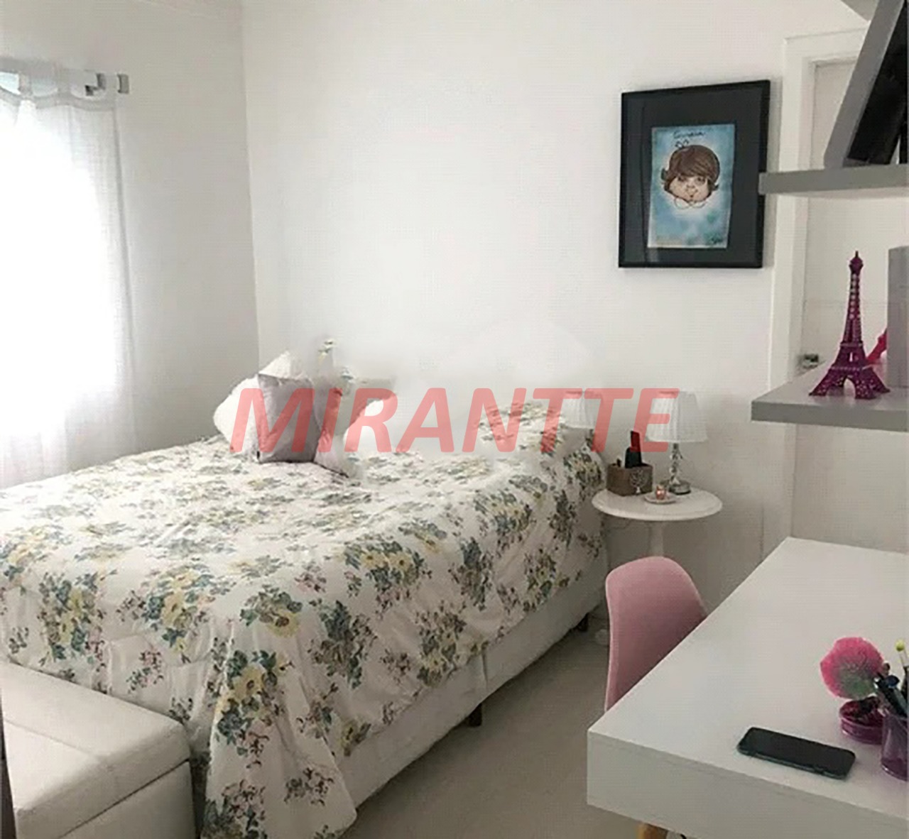 Cond. fechado de 249m² com 3 quartos em Jardim Virginia Bianca