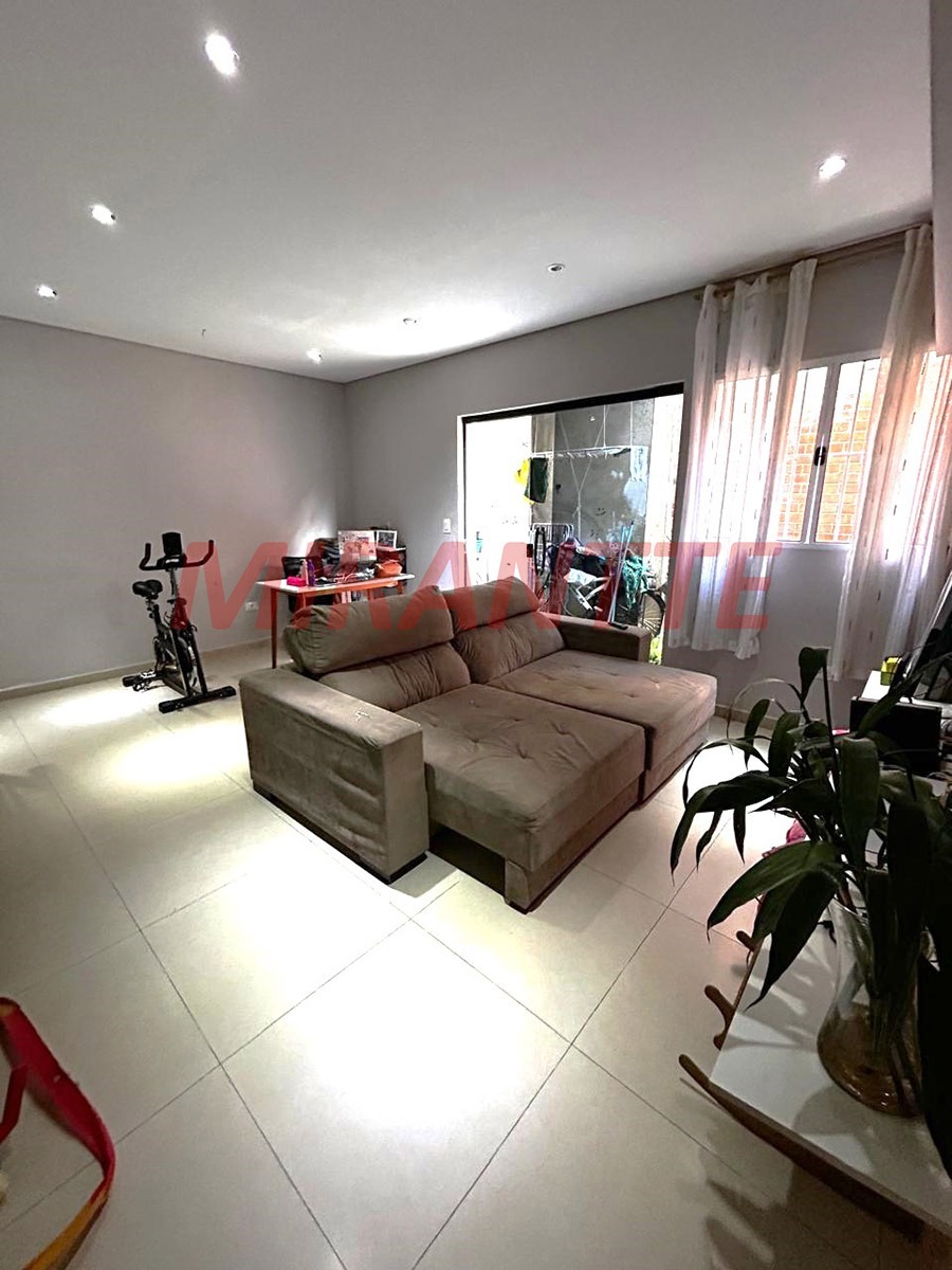Casa terrea de 144m² com 3 quartos em Vila Gustavo