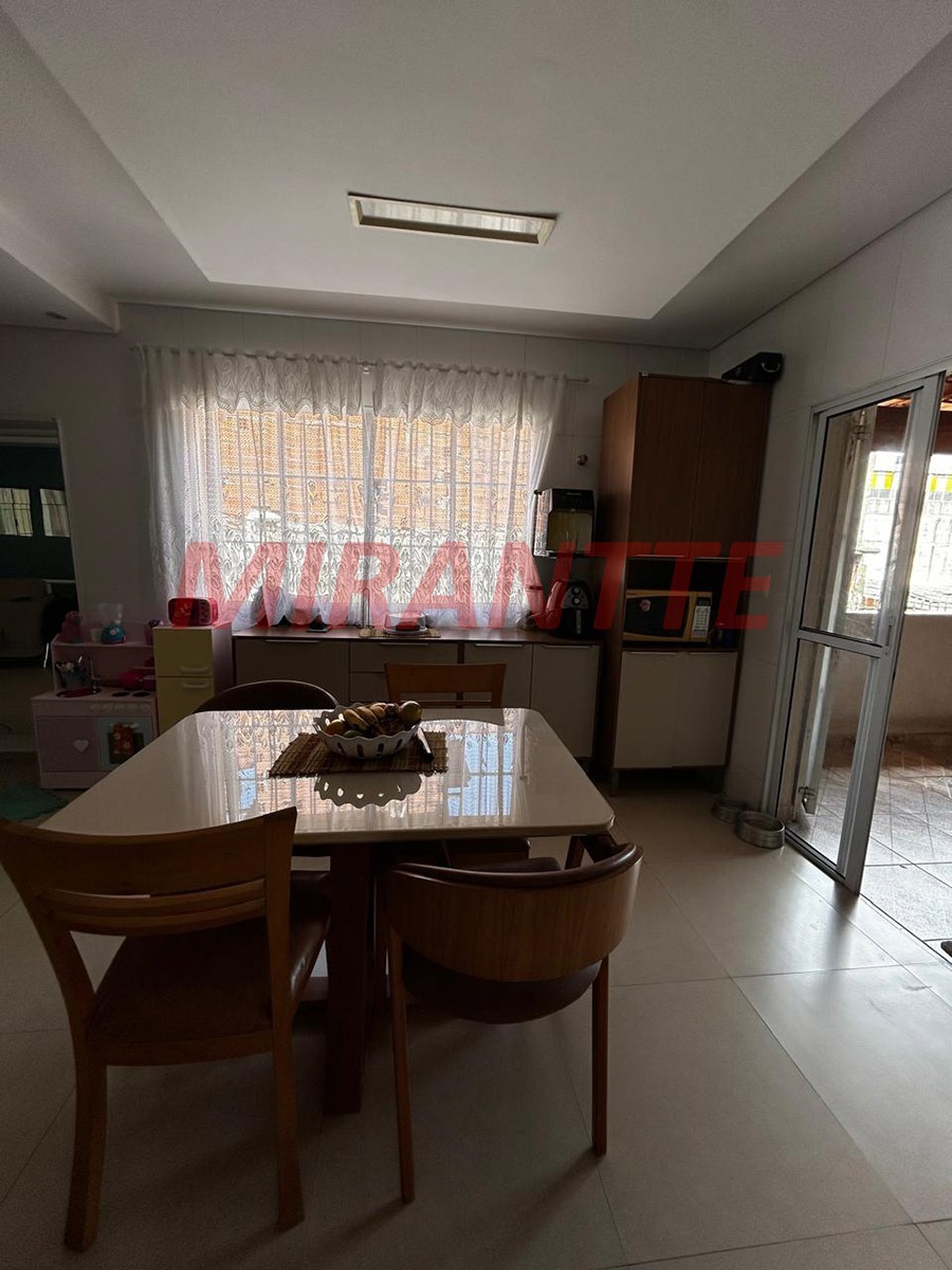 Casa terrea de 144m² com 3 quartos em Vila Gustavo
