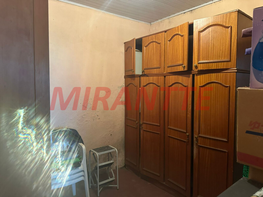 Sobrado de 180m² com 4 quartos em Vila Medeiros