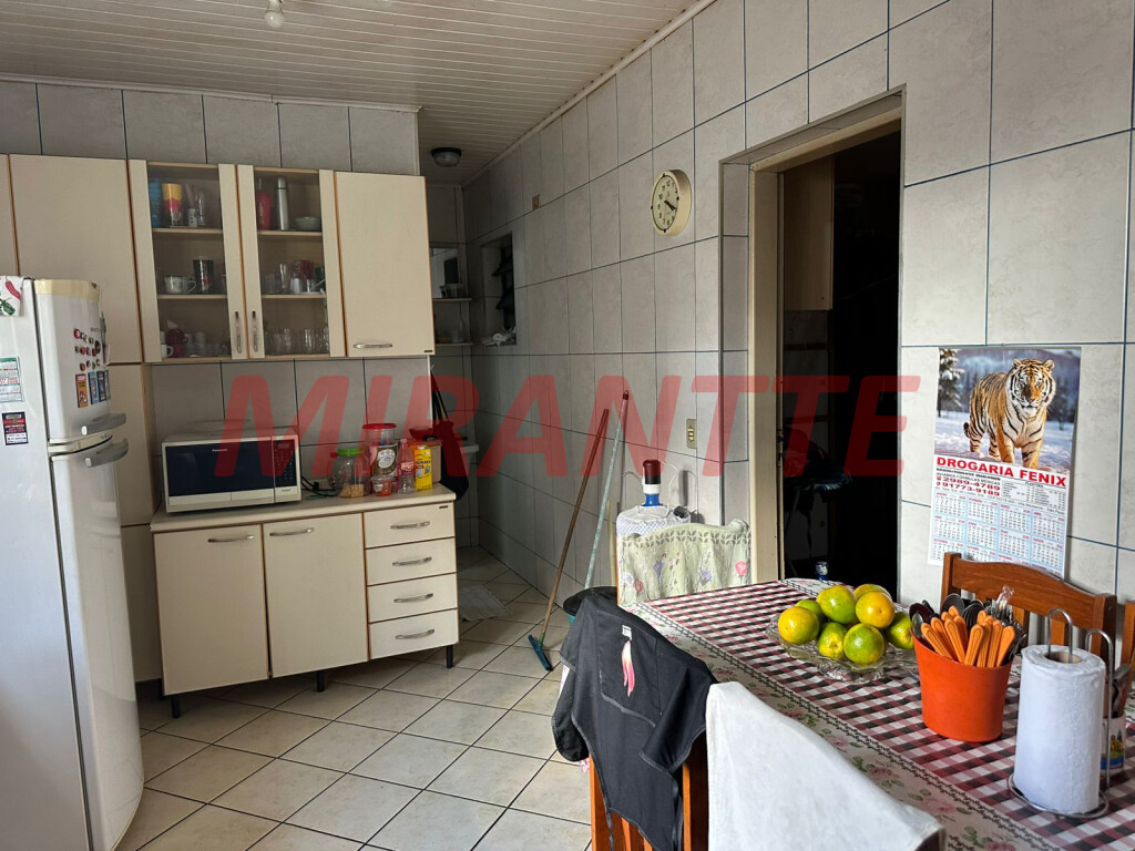 Sobrado de 180m² com 4 quartos em Vila Medeiros