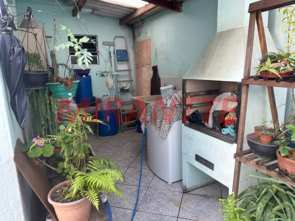 Sobrado de 180m² com 4 quartos em Vila Medeiros