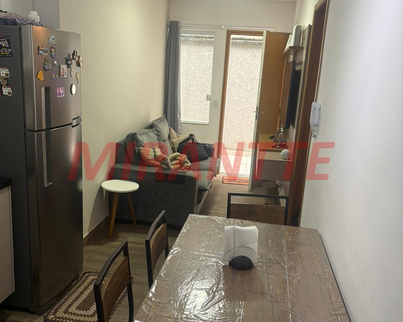 Cond. fechado de 40m² com 2 quartos em Jaçana