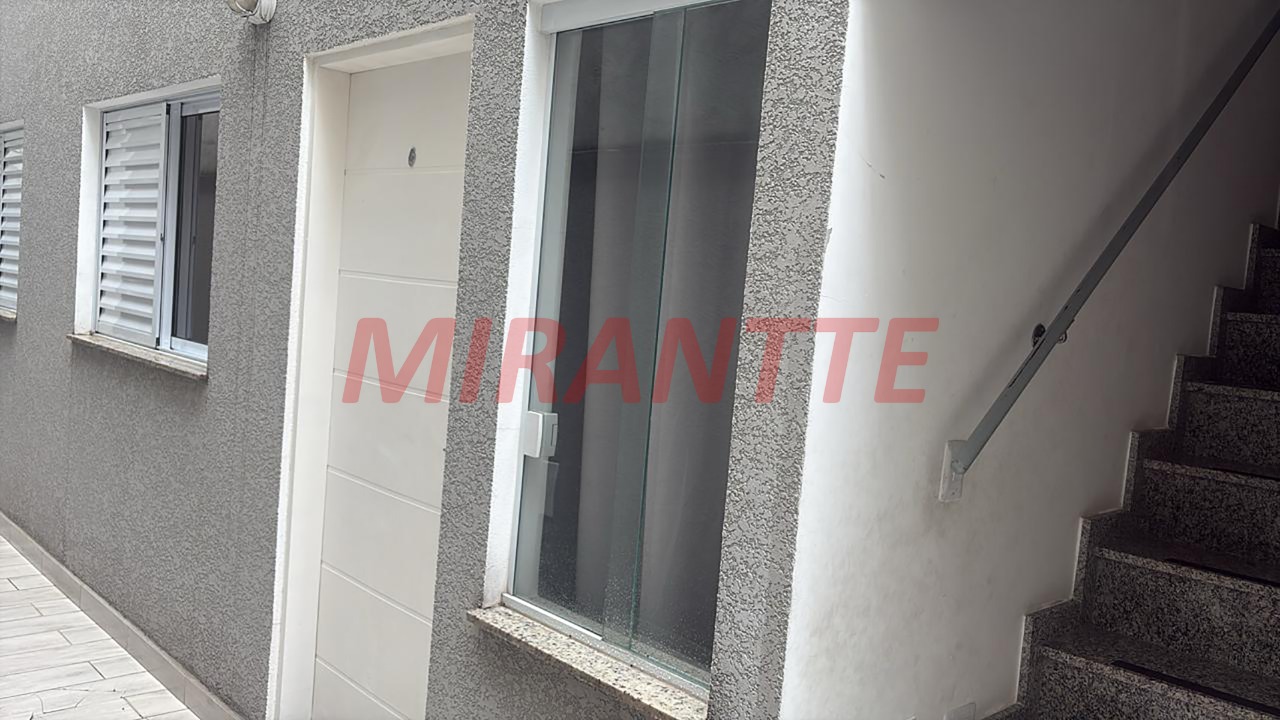 Cond. fechado de 40m² com 2 quartos em Jaçana