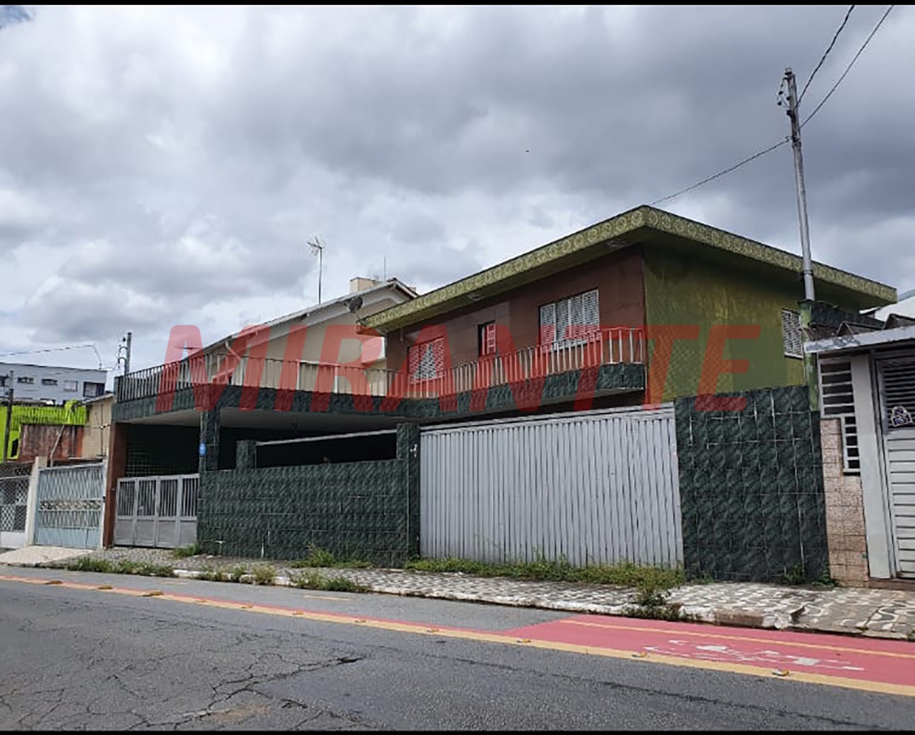Sobrado de 300m² com 4 quartos em Vila Moinho Velho