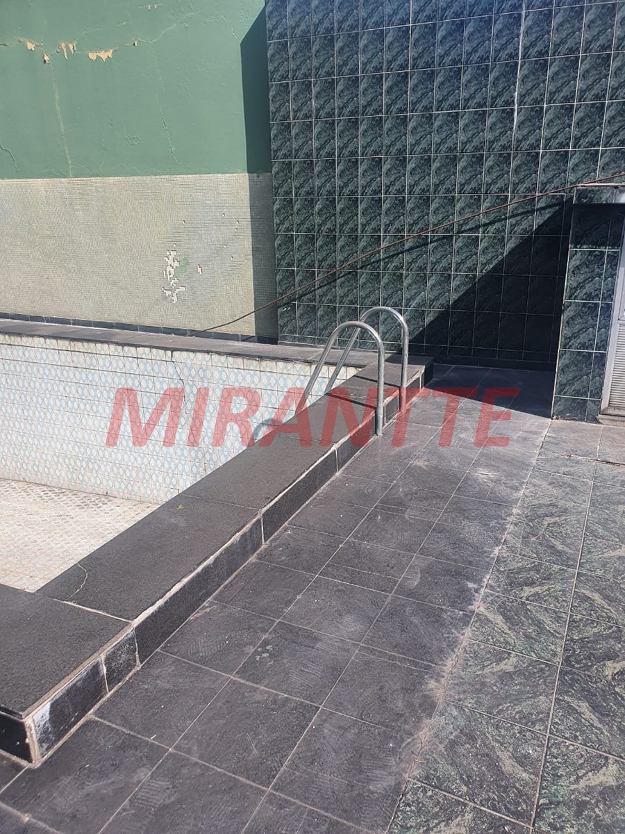 Sobrado de 300m² com 4 quartos em Vila Moinho Velho
