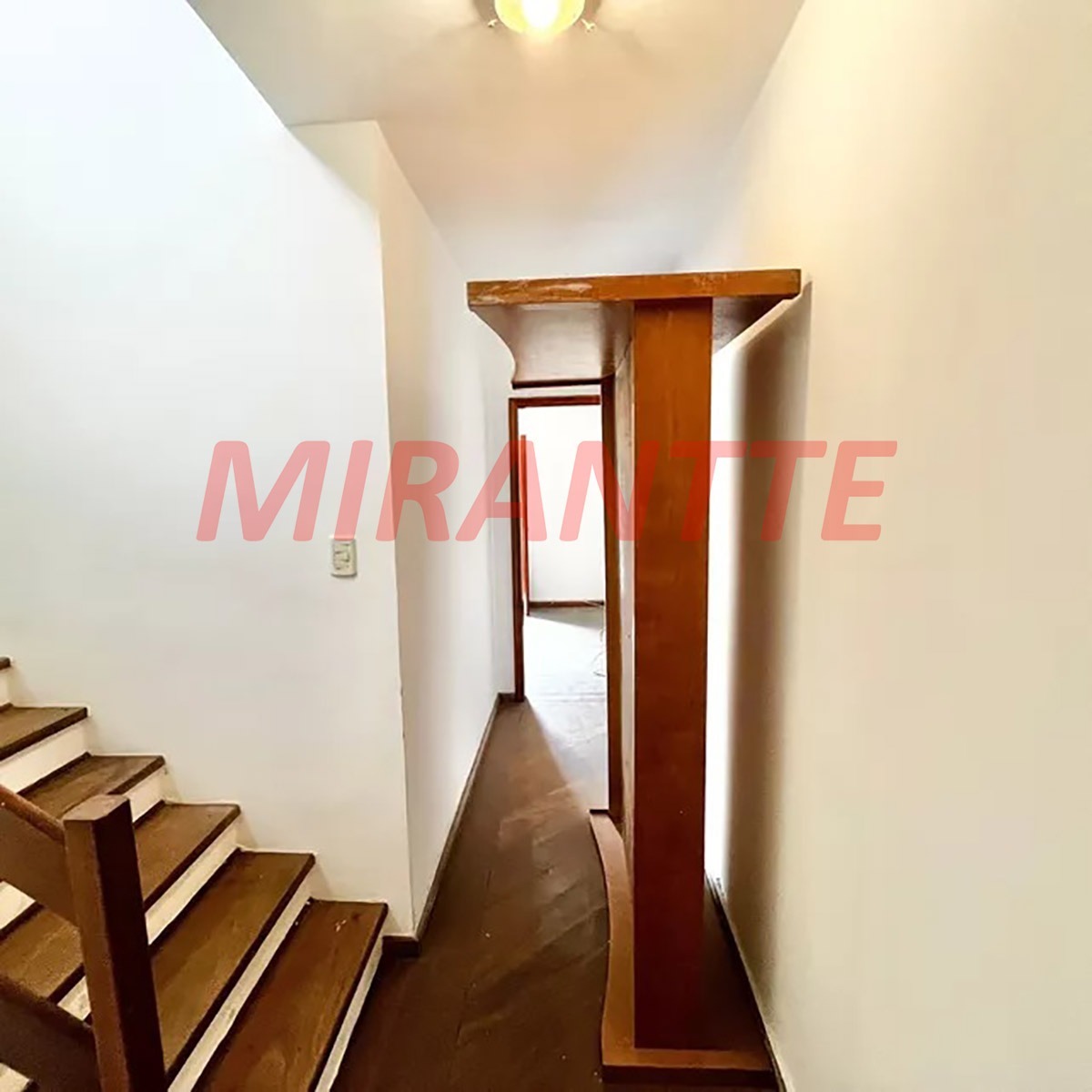 Sobrado de 178m² com 4 quartos em Parada Inglesa
