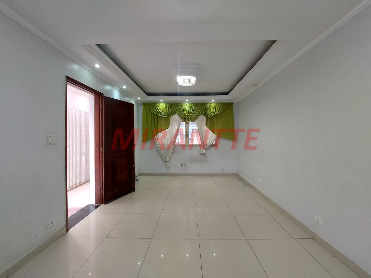 Sobrado de 125m² com 4 quartos em Vila Nova Cachoeirinha