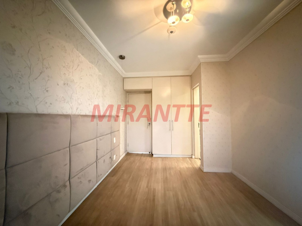 Sobrado de 201m² com 3 quartos em Parque Monteiro Soares
