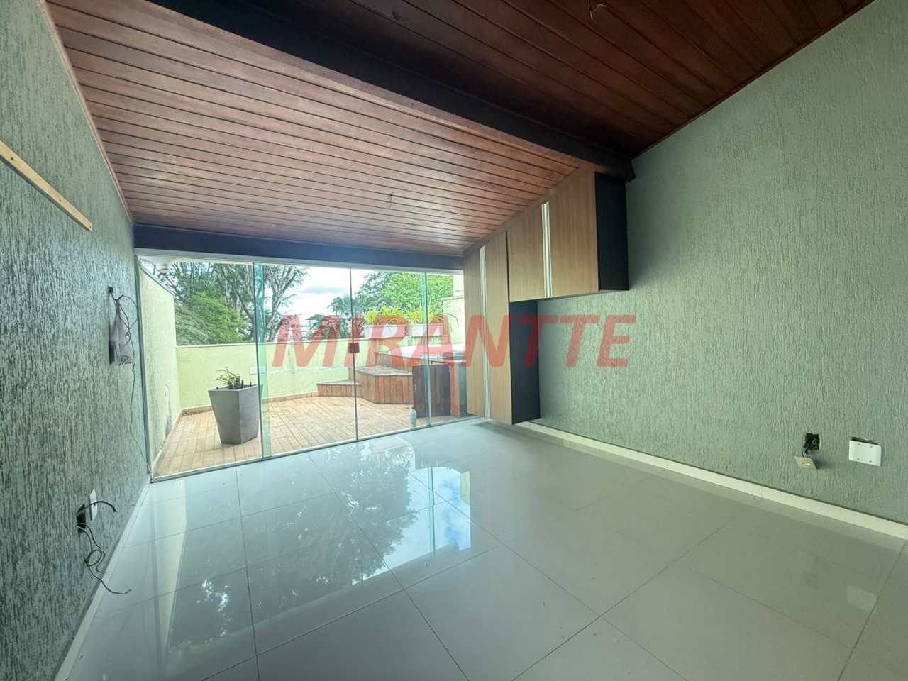 Sobrado de 201m² com 3 quartos em Parque Monteiro Soares