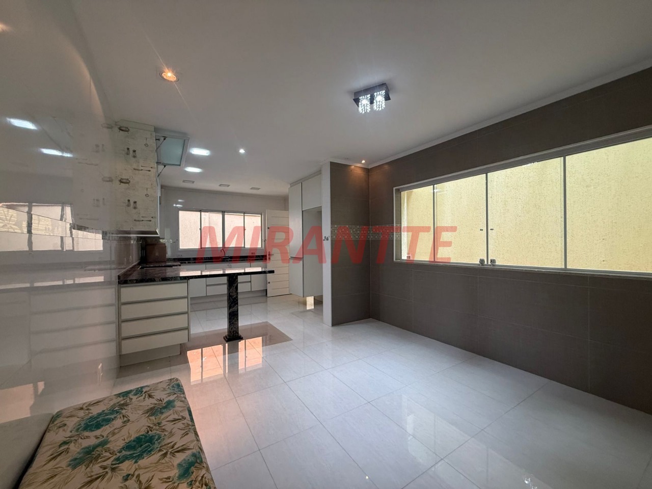 Sobrado de 201m² com 3 quartos em Parque Monteiro Soares
