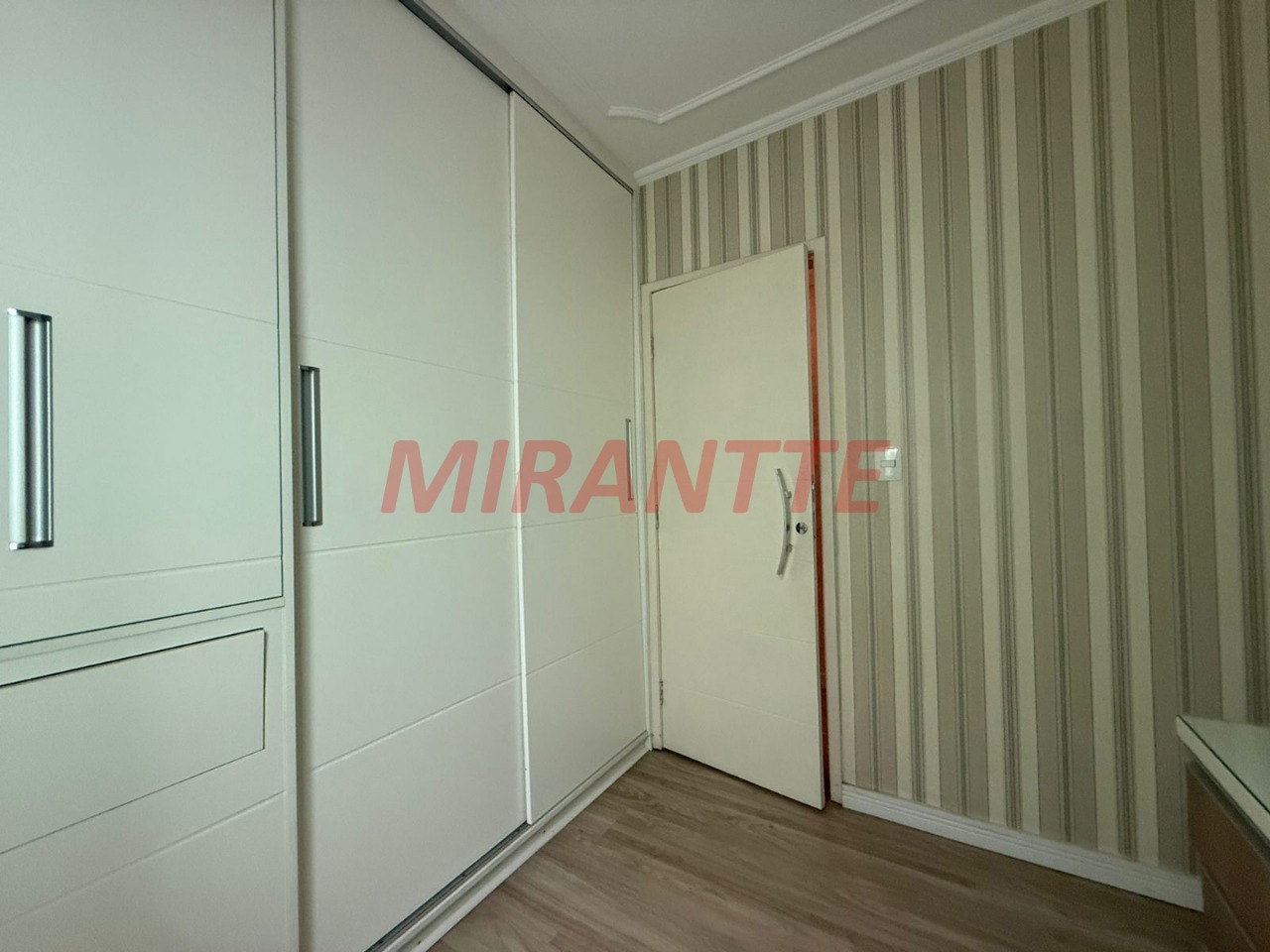 Sobrado de 201m² com 3 quartos em Parque Monteiro Soares