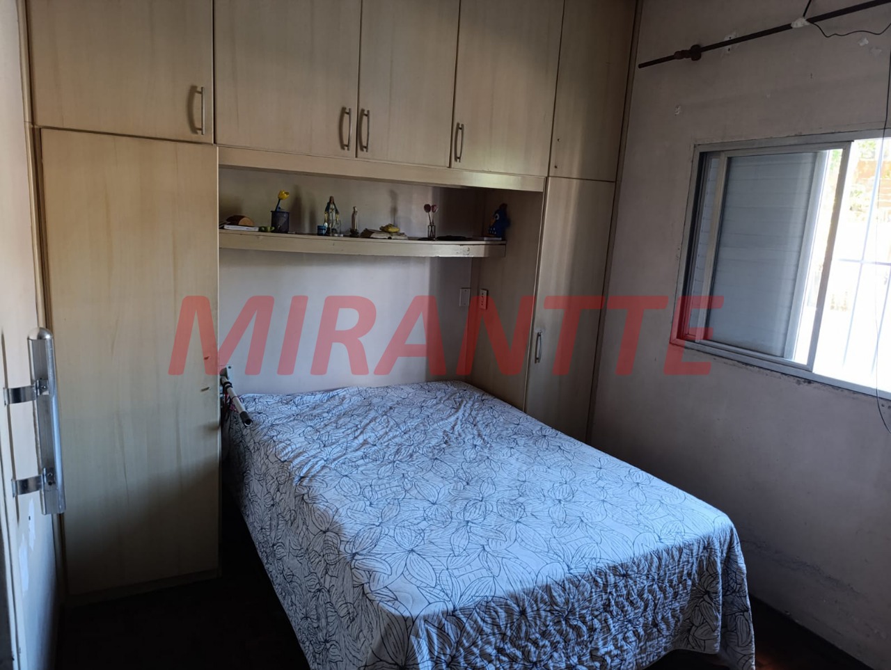 Apartamento de 96m² com 3 quartos em Água Fria