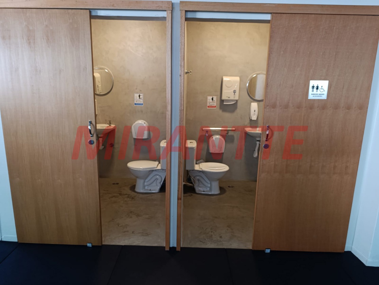 Apartamento de 96m² com 3 quartos em Água Fria