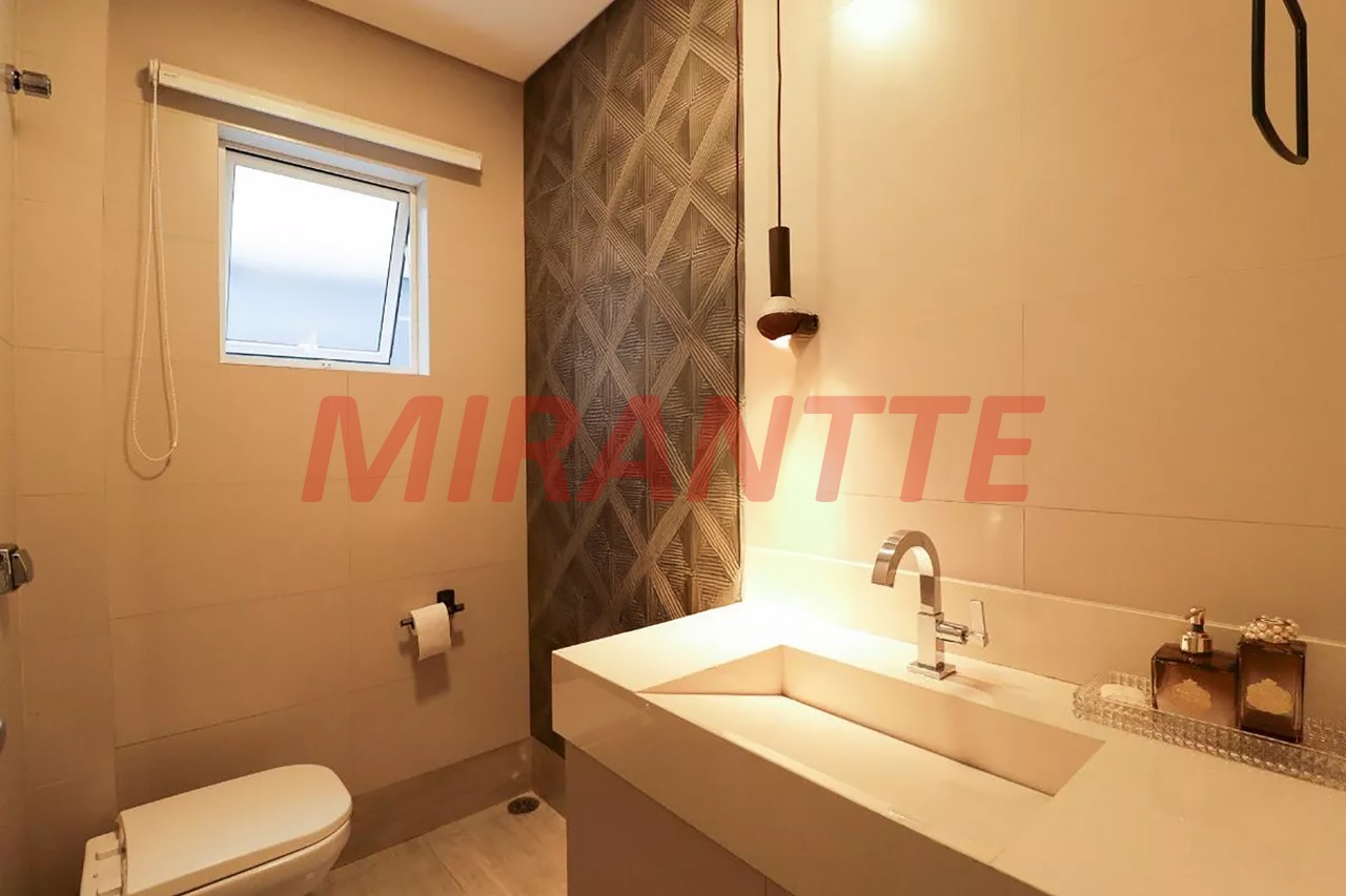 Sobrado de 300m² com 3 quartos em Santa Teresinha