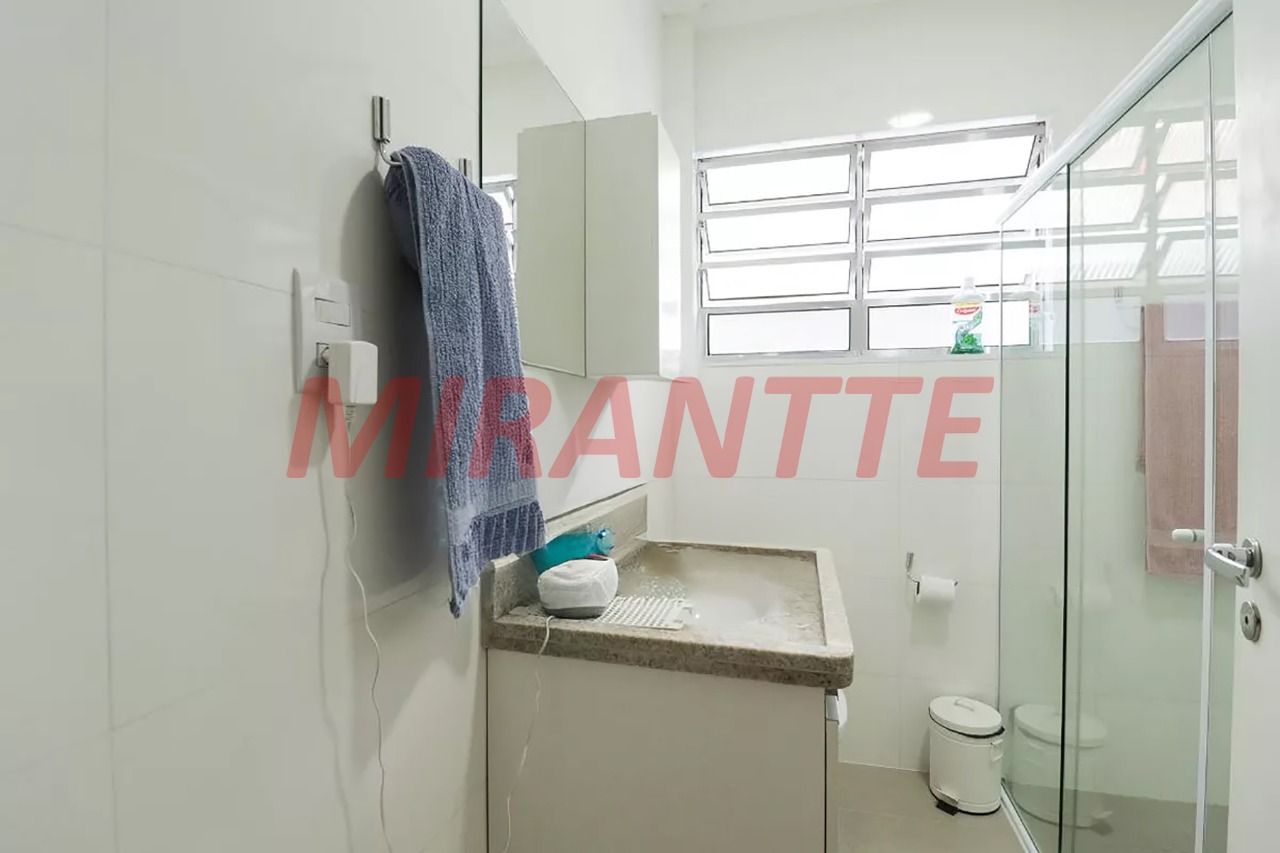 Sobrado de 300m² com 3 quartos em Santa Teresinha