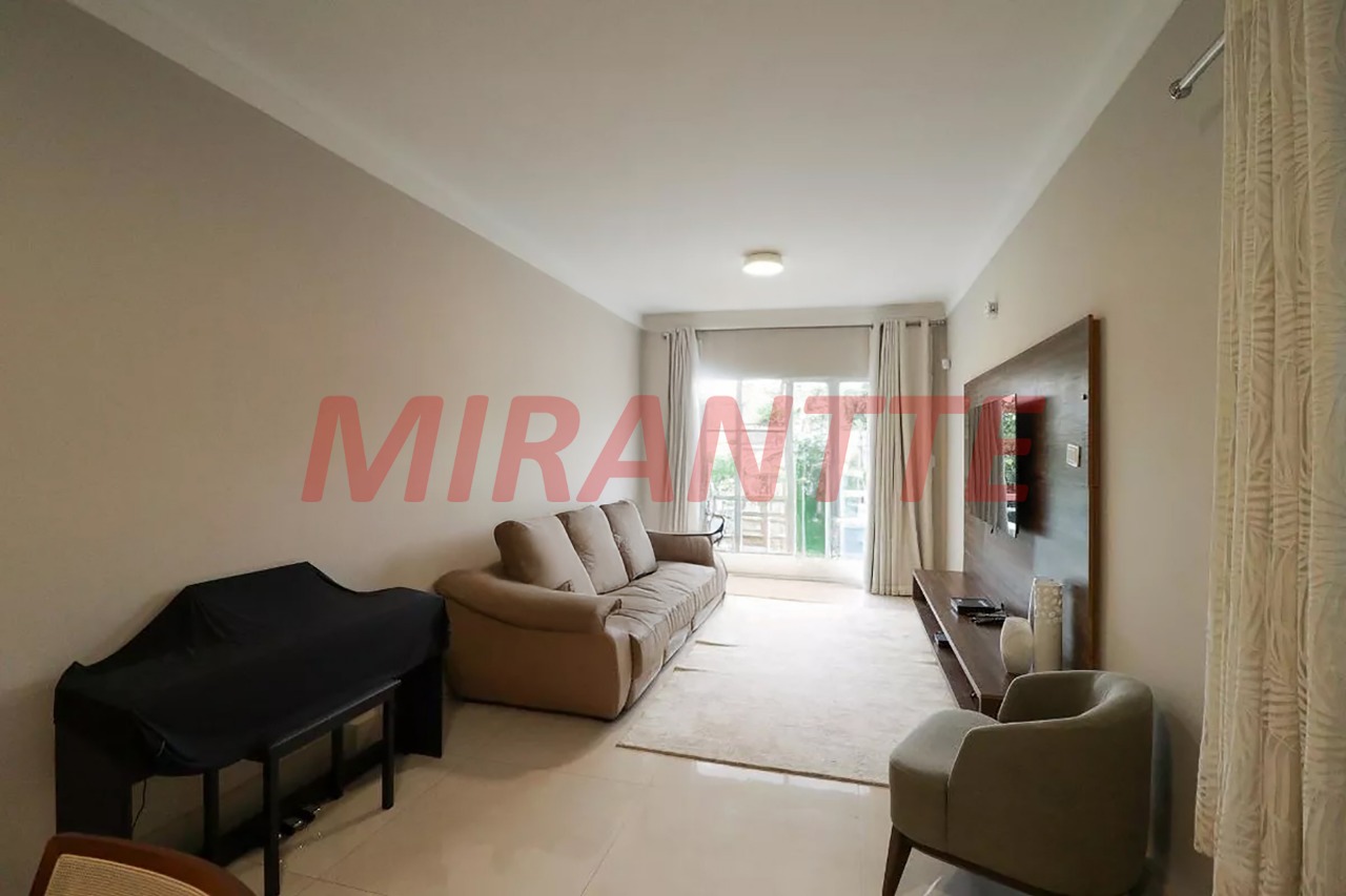 Sobrado de 300m² com 3 quartos em Santa Teresinha