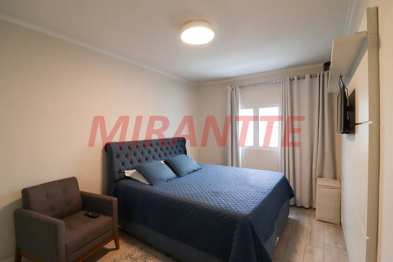 Sobrado de 300m² com 3 quartos em Santa Teresinha