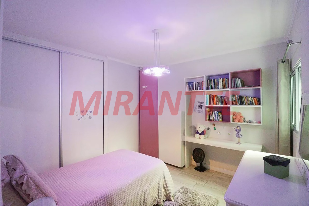 Sobrado de 300m² com 3 quartos em Santa Teresinha