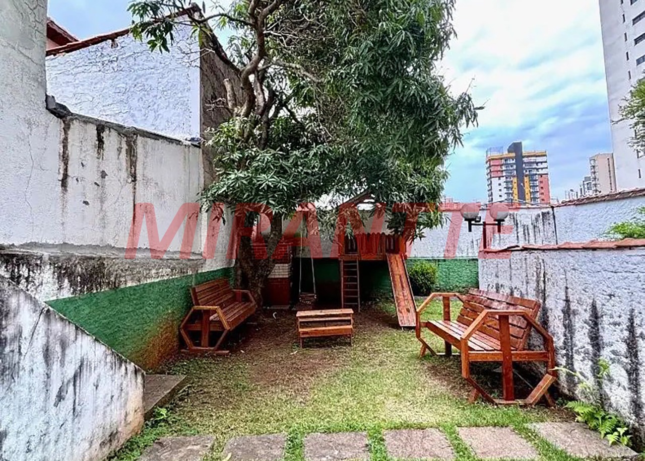 Sobrado de 212m² com 4 quartos em Parada Inglesa