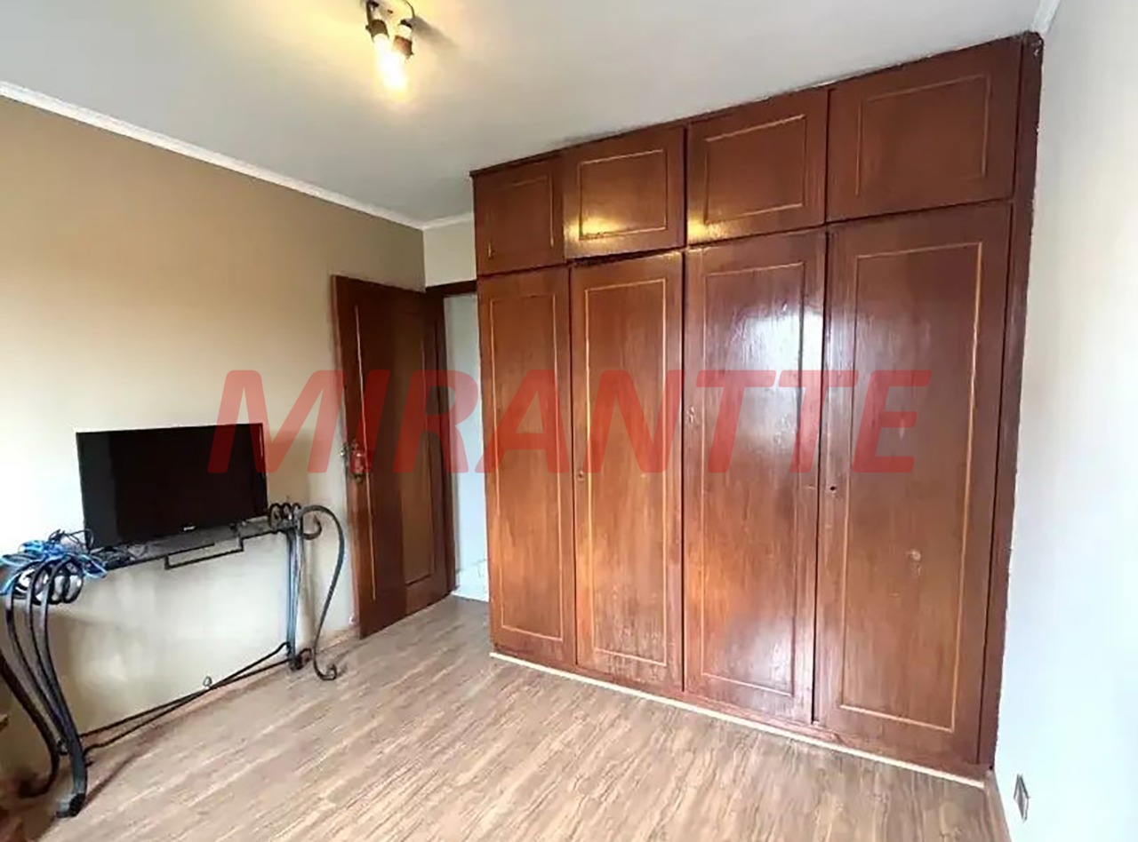 Sobrado de 212m² com 4 quartos em Parada Inglesa