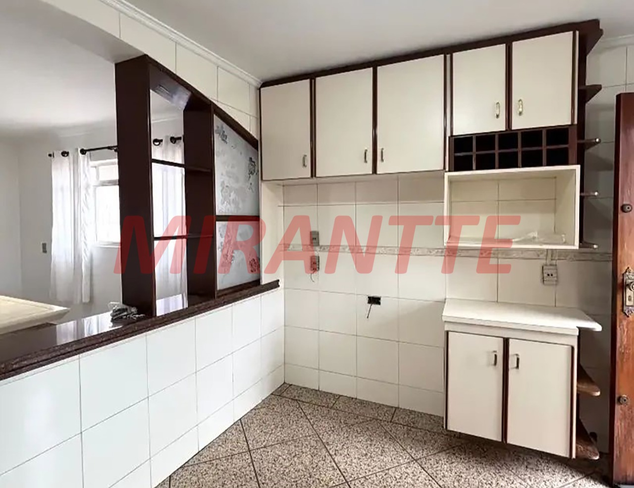 Sobrado de 212m² com 4 quartos em Parada Inglesa