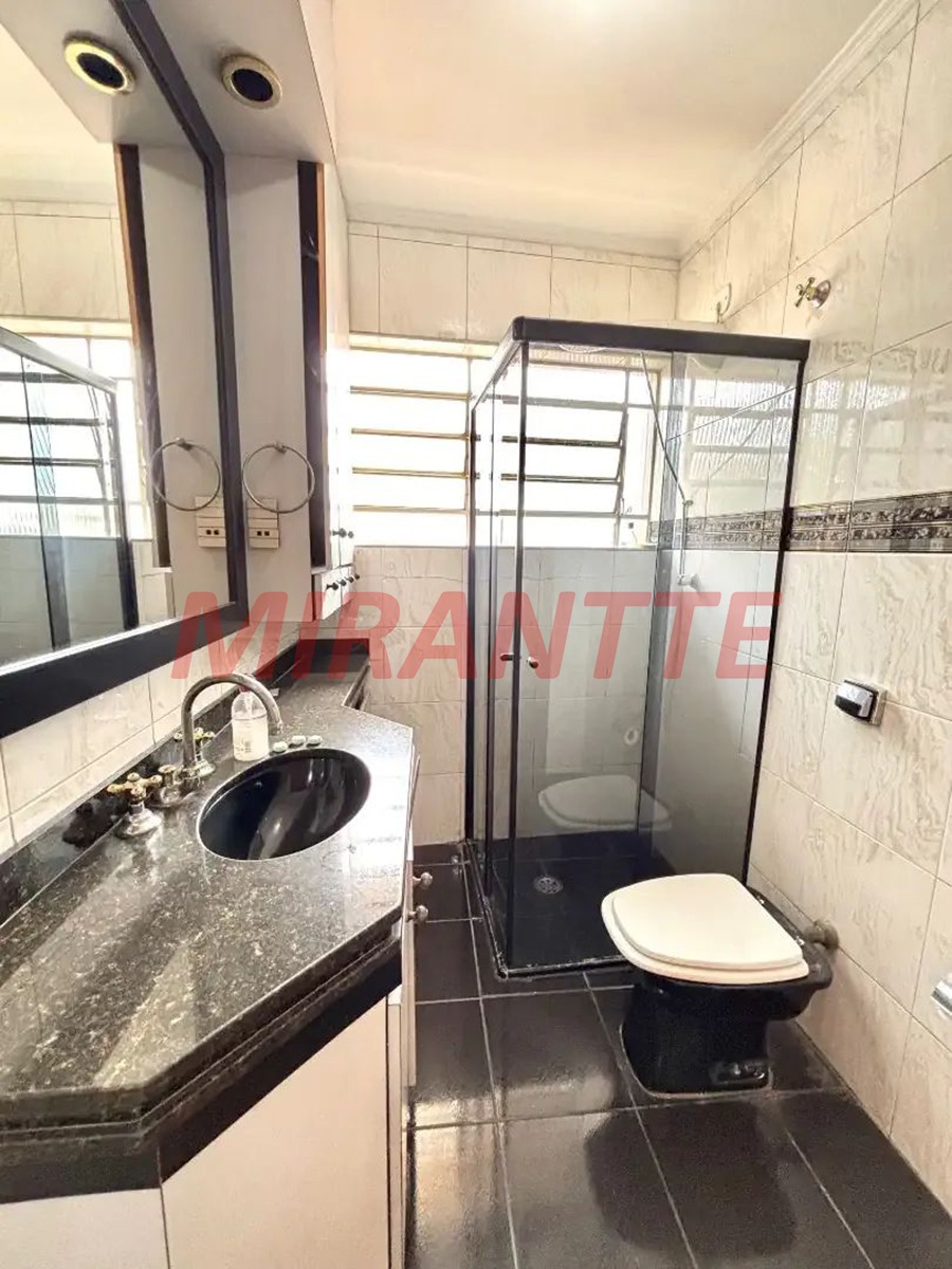 Sobrado de 212m² com 4 quartos em Parada Inglesa