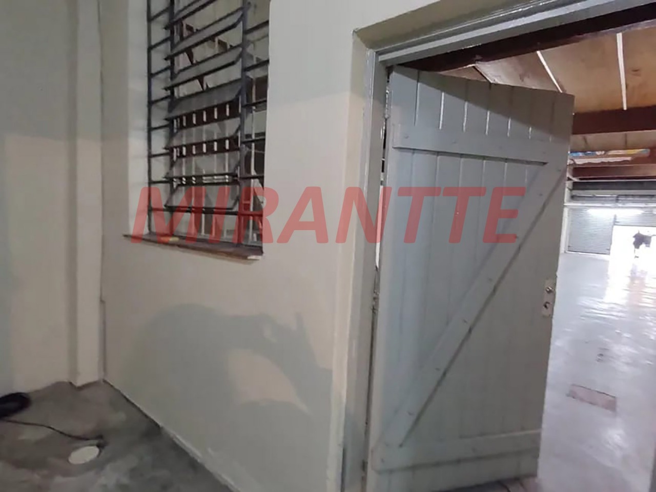 Comercial de 168m² em Santana