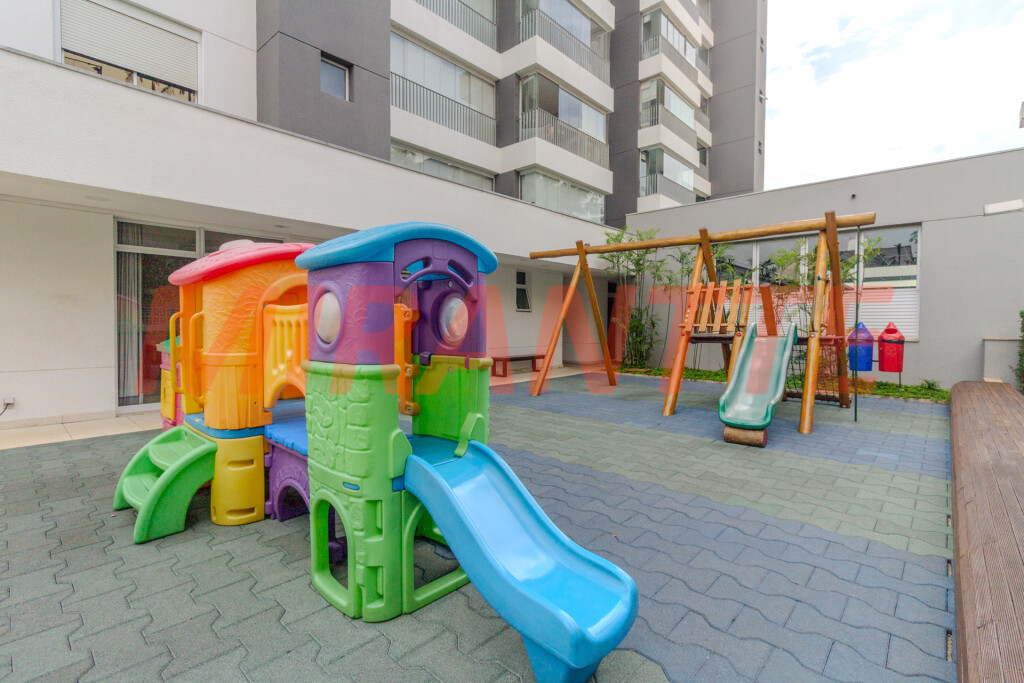 Apartamento de 133m² com 3 quartos em Vila Ester (Zona Norte)
