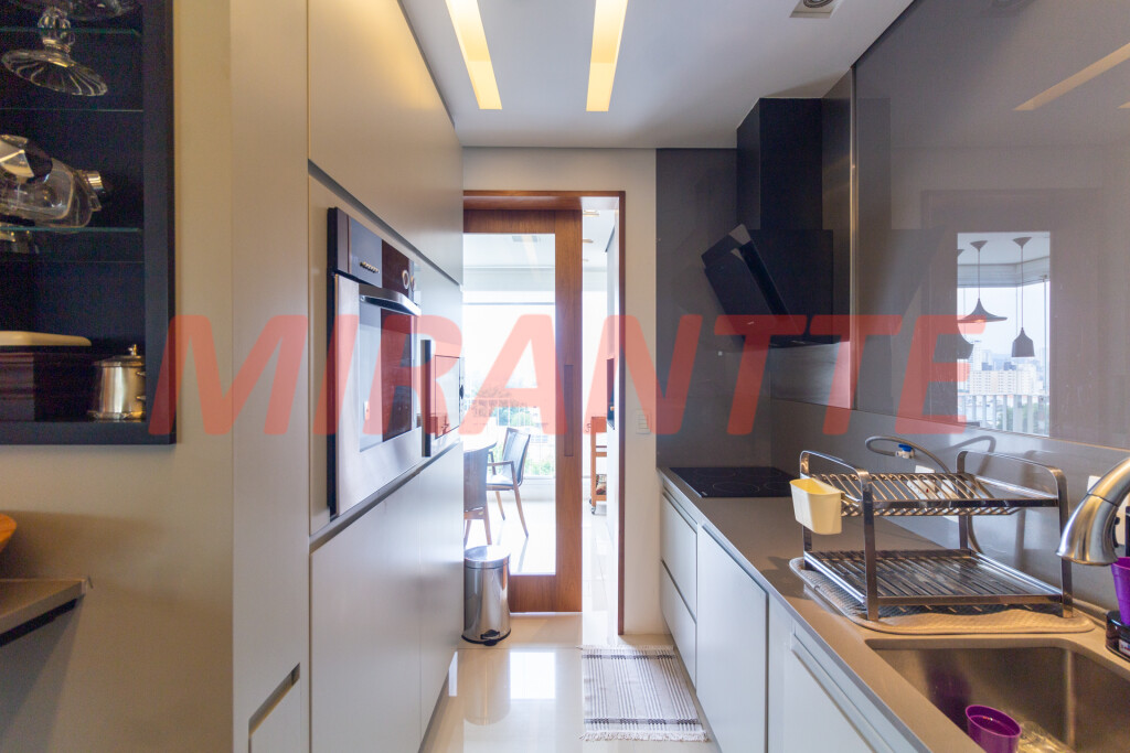 Apartamento de 133m² com 3 quartos em Vila Ester (Zona Norte)