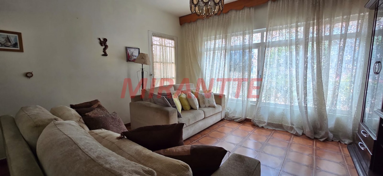 Sobrado de 121m² com 4 quartos em Vila Guilherme