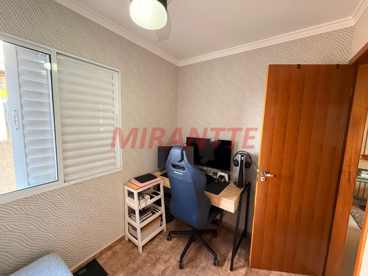 Apartamento de 45m² com 2 quartos em Parque Vitoria