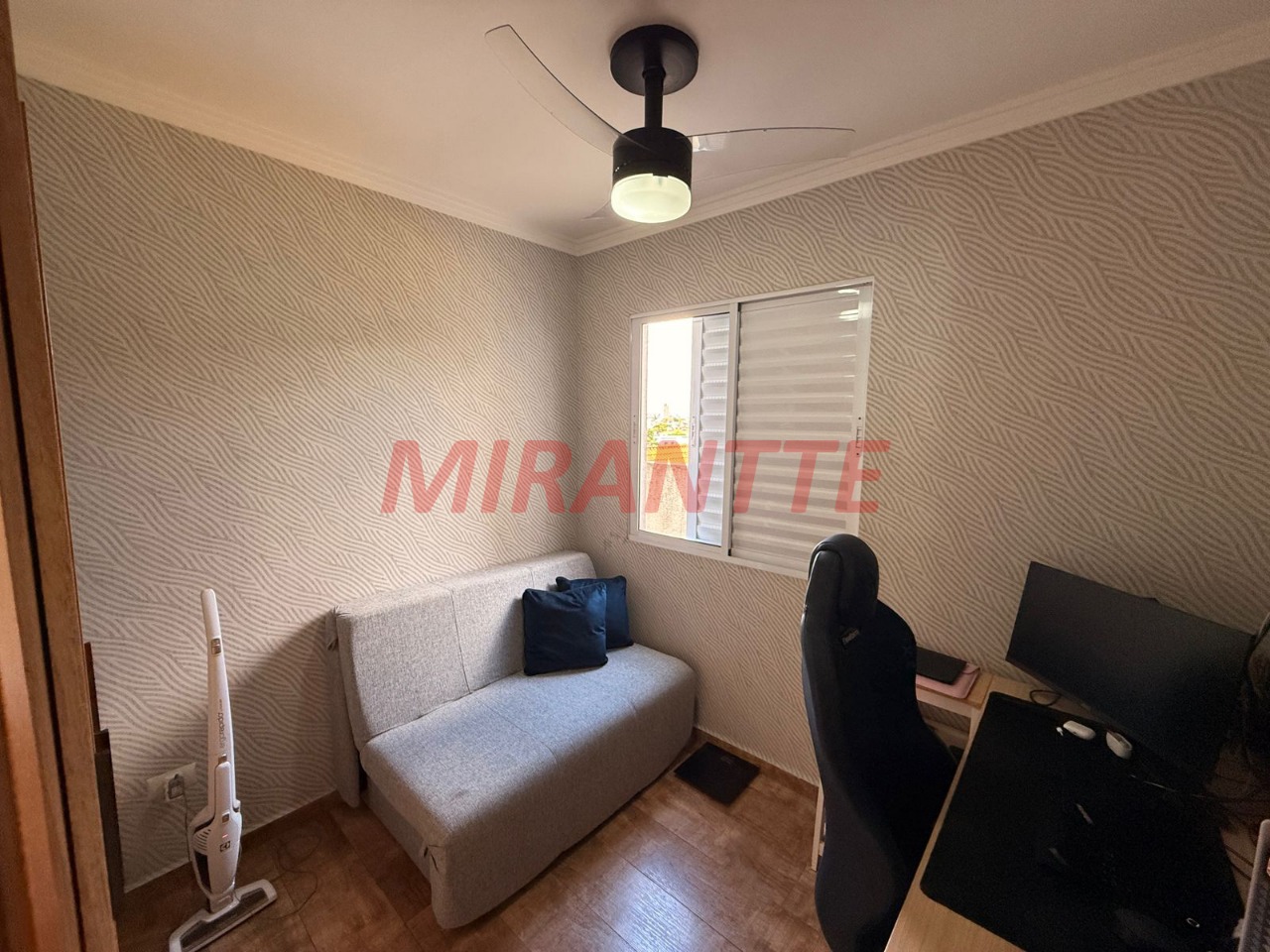 Apartamento de 45m² com 2 quartos em Parque Vitoria