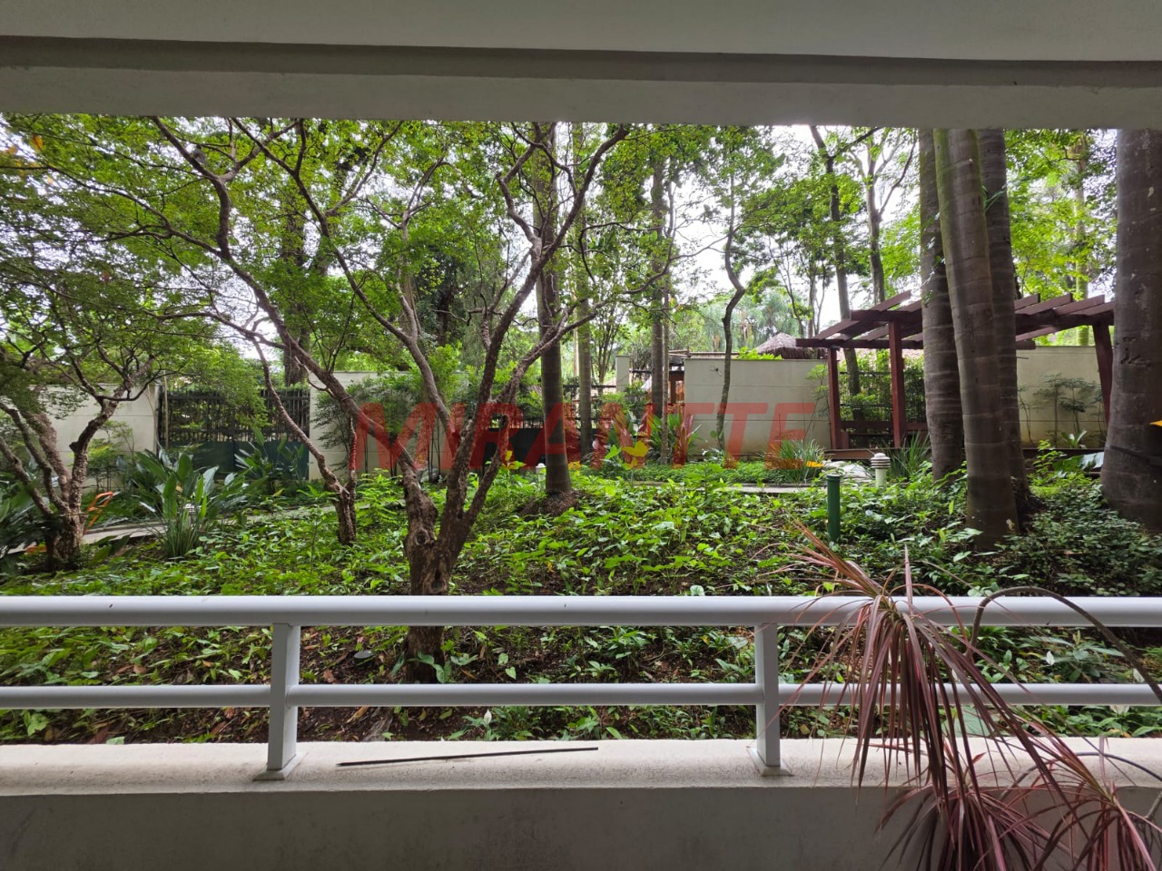 Conjunto comercial de 152.5m² em Santana