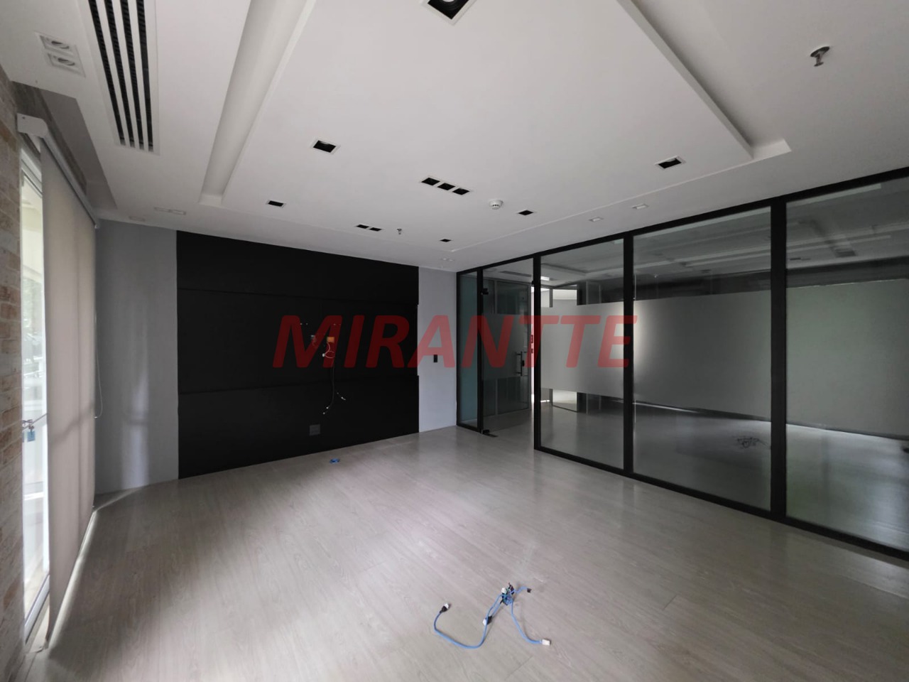 R2 Image 215634 #9