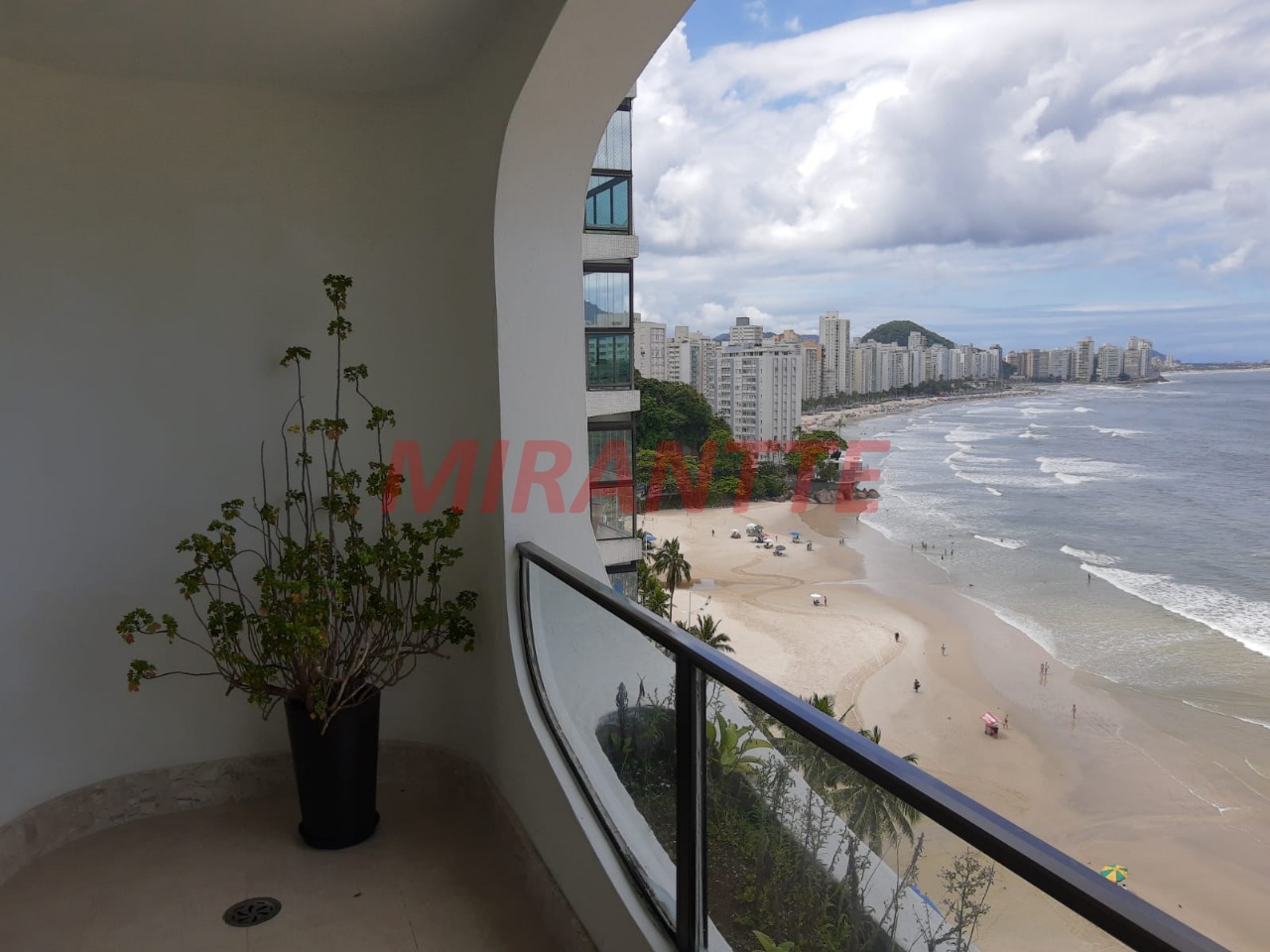 Apartamento de 190m² com 4 quartos em Jardim Astúrias