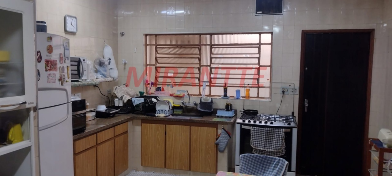 Sobrado de 185m² com 4 quartos em Casa Verde Alta