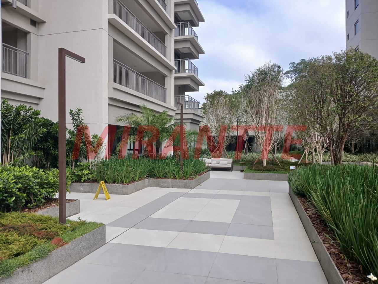 Apartamento de 1.32m² com 3 quartos em Tucuruvi