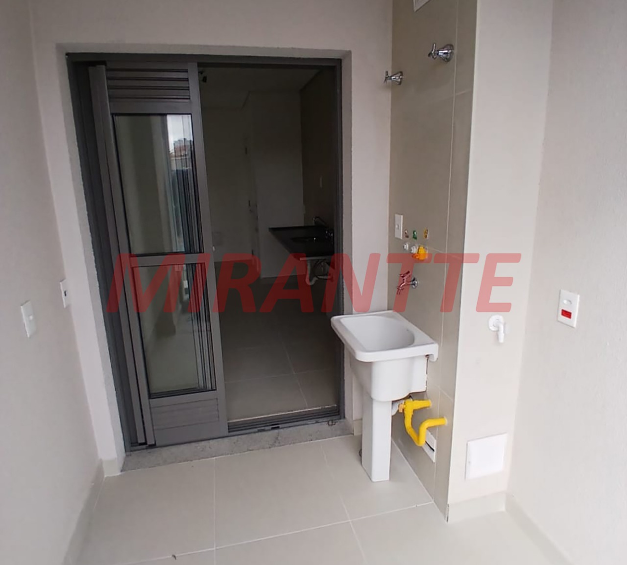 Apartamento de 1.32m² com 3 quartos em Tucuruvi