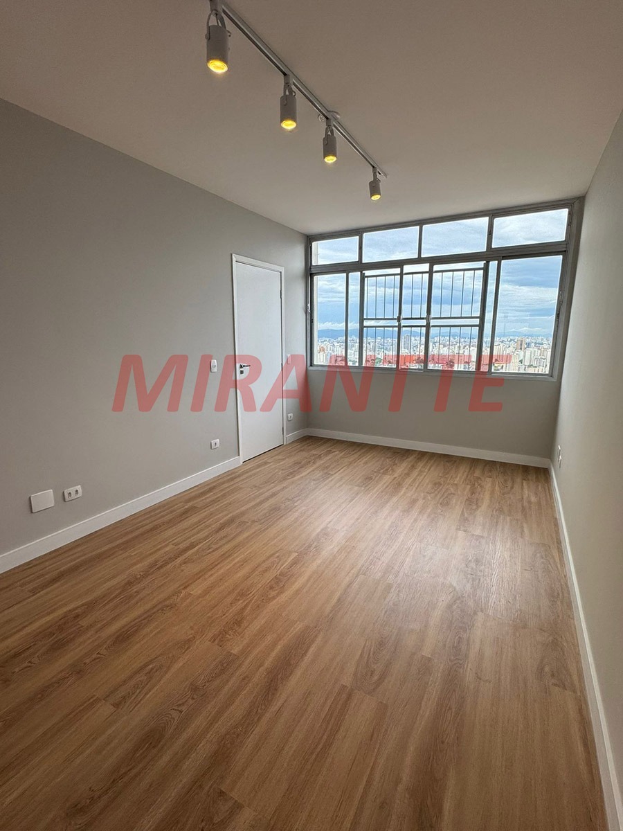 Apartamento de 62m² com 2 quartos em Bairro Residencial.