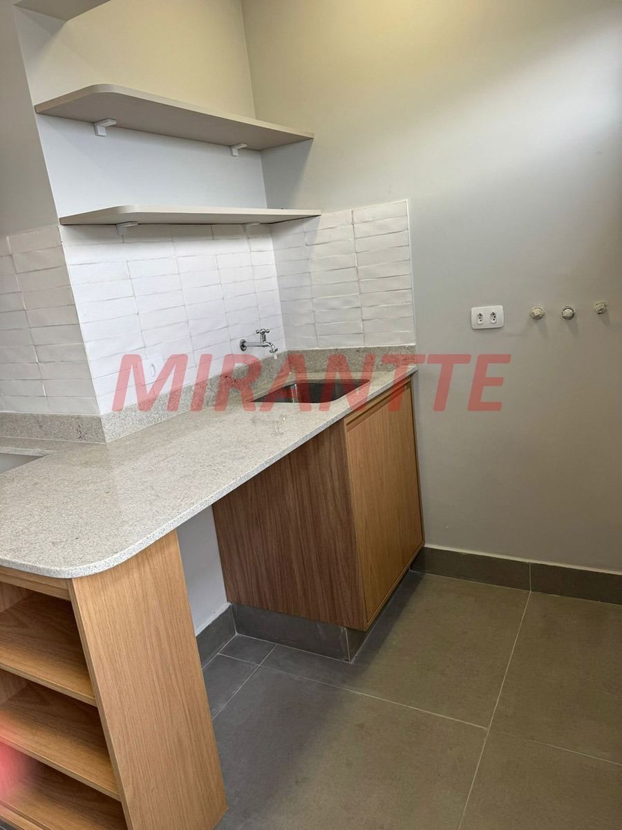 Apartamento de 62m² com 2 quartos em Bairro Residencial.