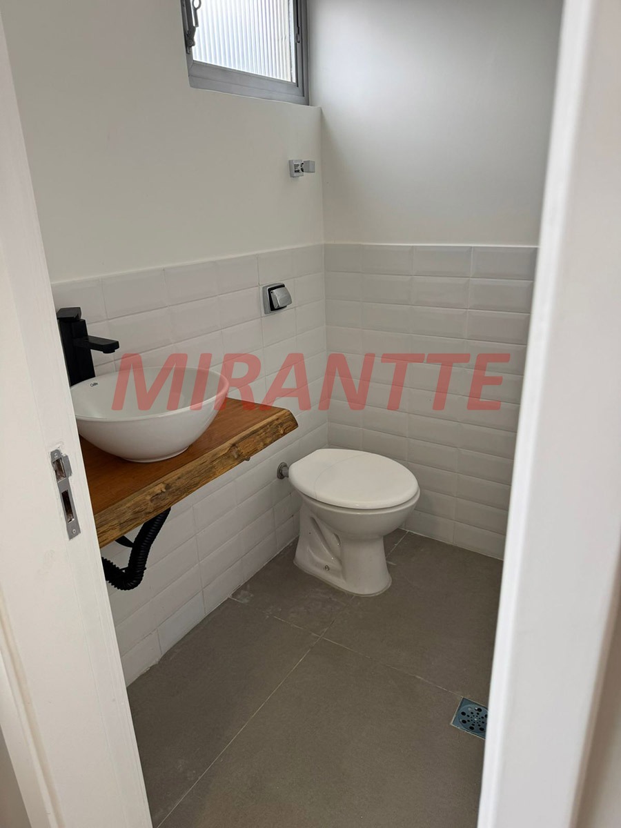 Apartamento de 62m² com 2 quartos em Bairro Residencial.