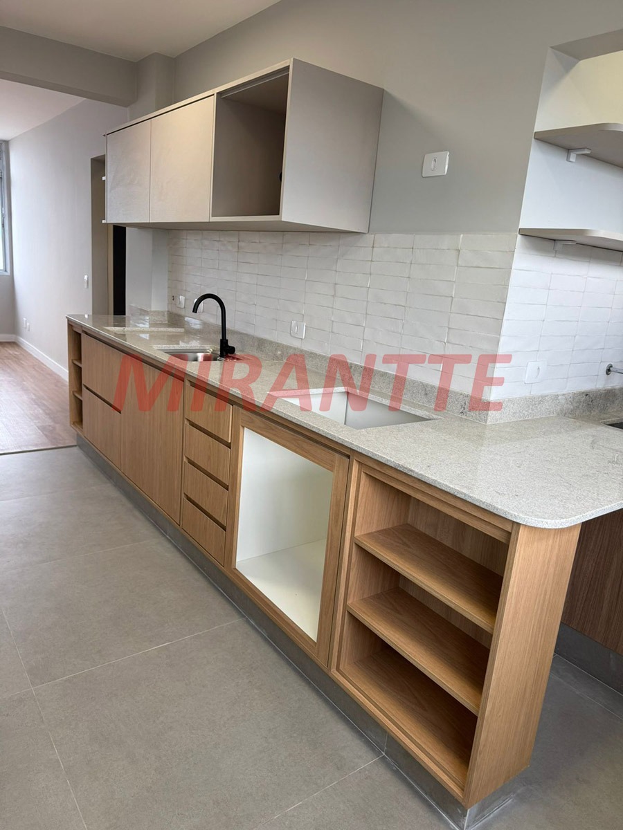 Apartamento de 62m² com 2 quartos em Bairro Residencial.