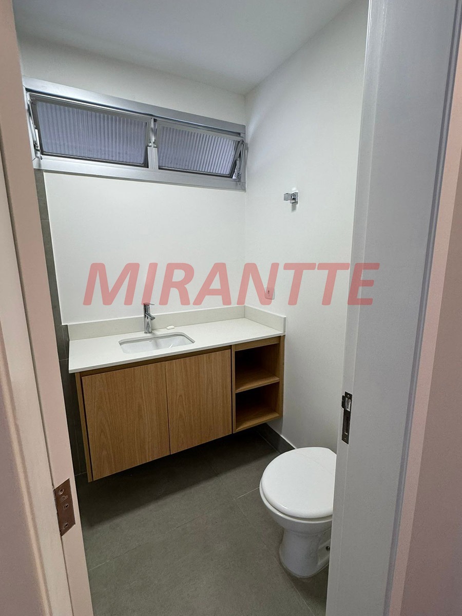 Apartamento de 62m² com 2 quartos em Bairro Residencial.