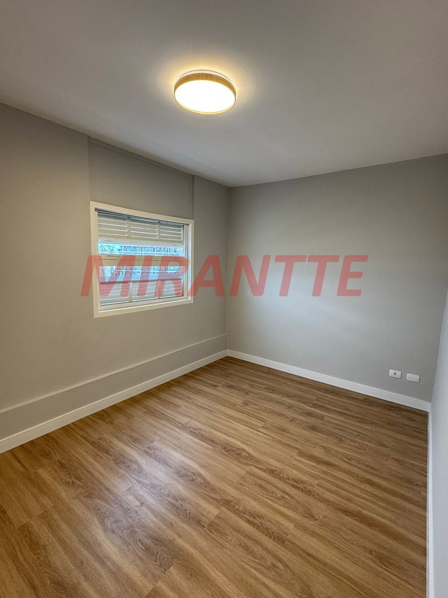 Apartamento de 62m² com 2 quartos em Bairro Residencial.