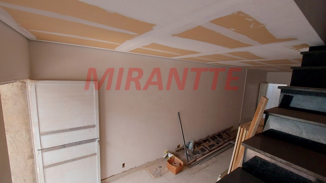 Sobrado de 90m² com 3 quartos em Vila Mazzei
