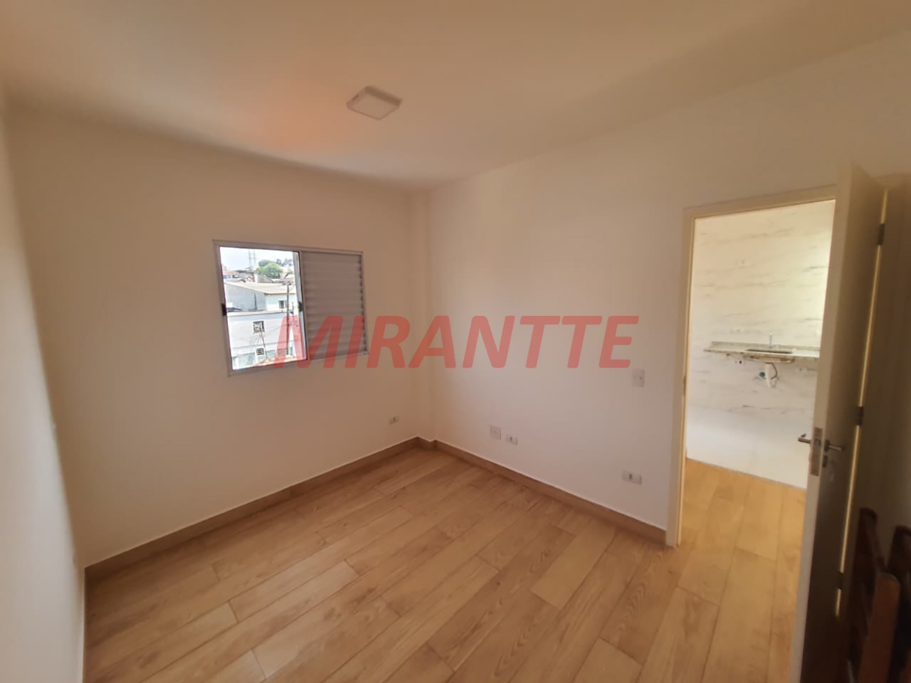 Apartamento de 44m² com 2 quartos em Vila Maria Alta
