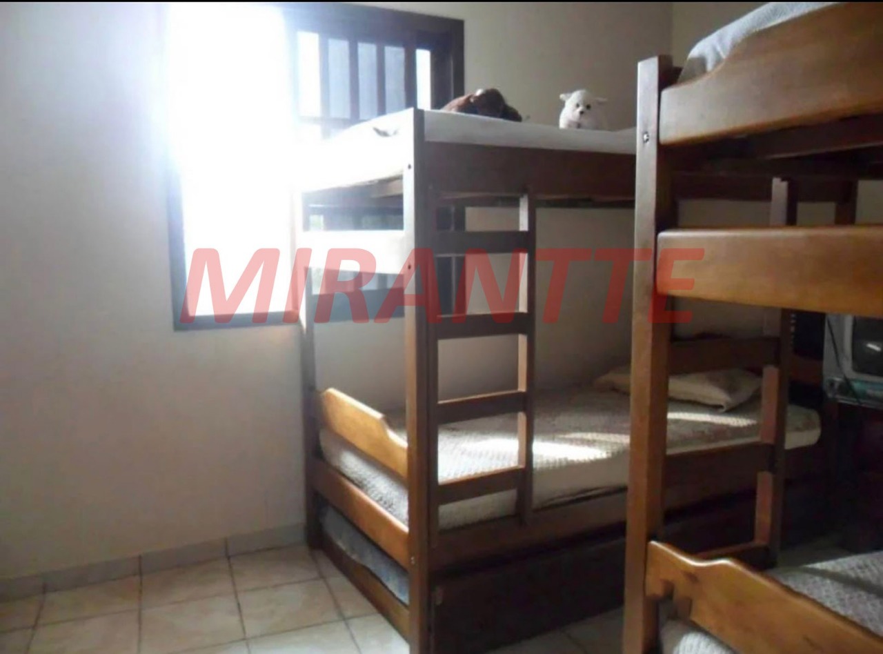 Sobrado de 380m² com 3 quartos em Vila Nova Galvão