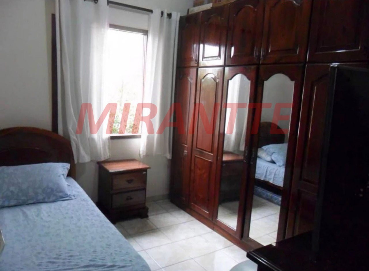 Sobrado de 380m² com 3 quartos em Vila Nova Galvão