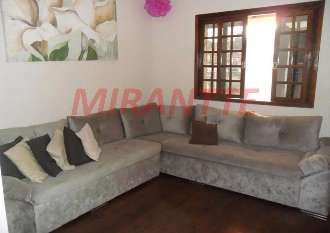Sobrado de 380m² com 3 quartos em Vila Nova Galvão